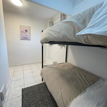 4 Pieces Entre Et Juan Les Pins Apartmán *