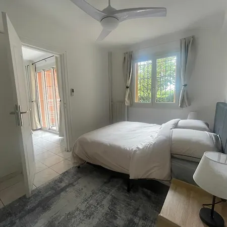 4 Pieces Entre Et Juan Les Pins * Antibes